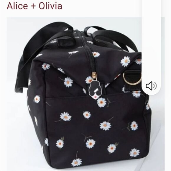 Alice + Olivia Daisy Print Overnighter Duffle Bag - Picture 4 of 12